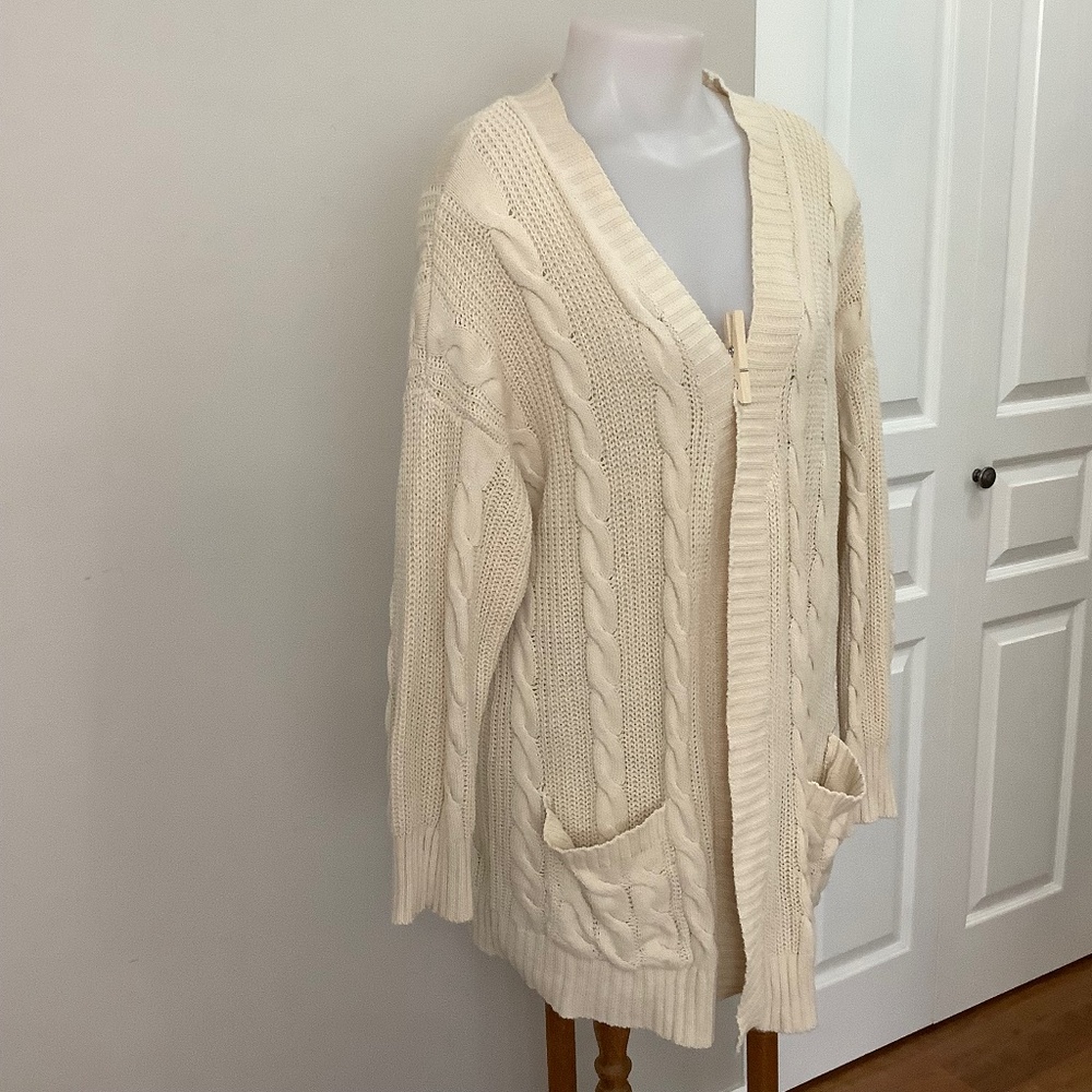 Dreamers. Summer Cableknit Cardigan MEDIUM